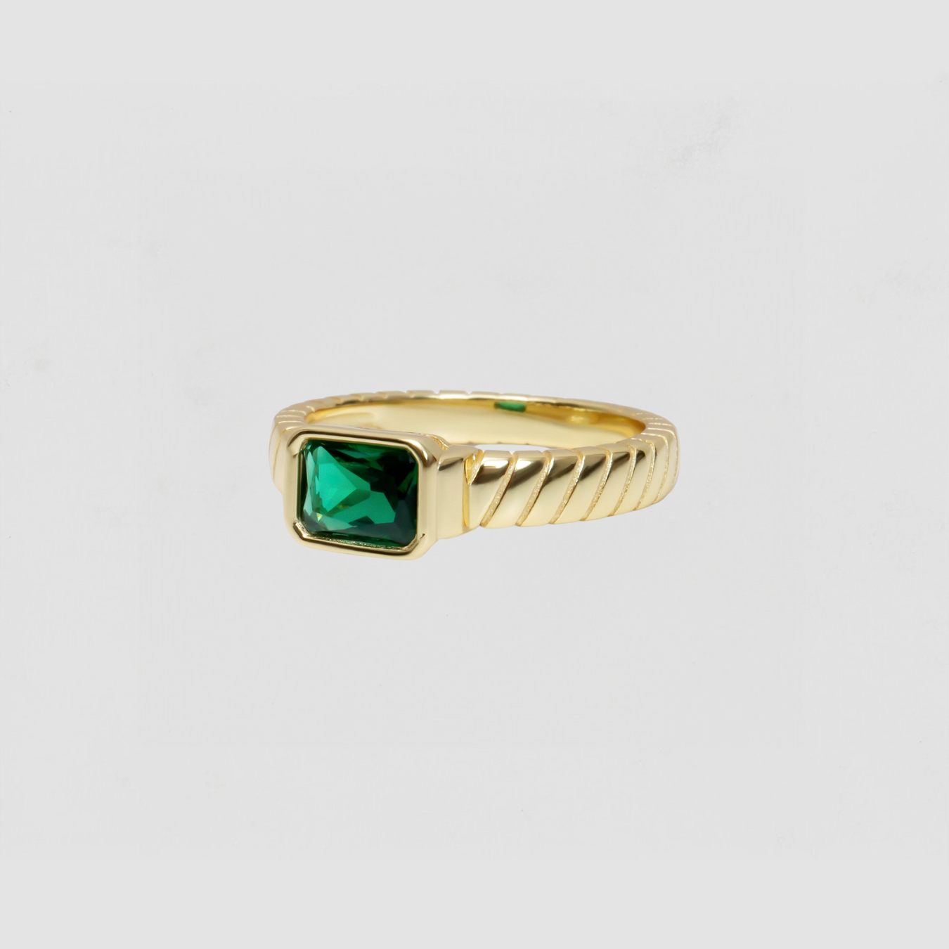 The Square Green Gemstone Twist Ring | Gold