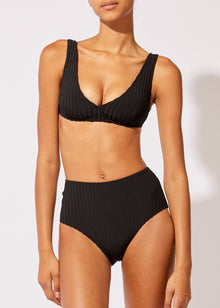 The Beverly Top - Solid & Striped - Left Hip