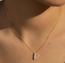 THE PAVE' BUBBLE LETTER PENDANT NECKLACE - The M Jewelers