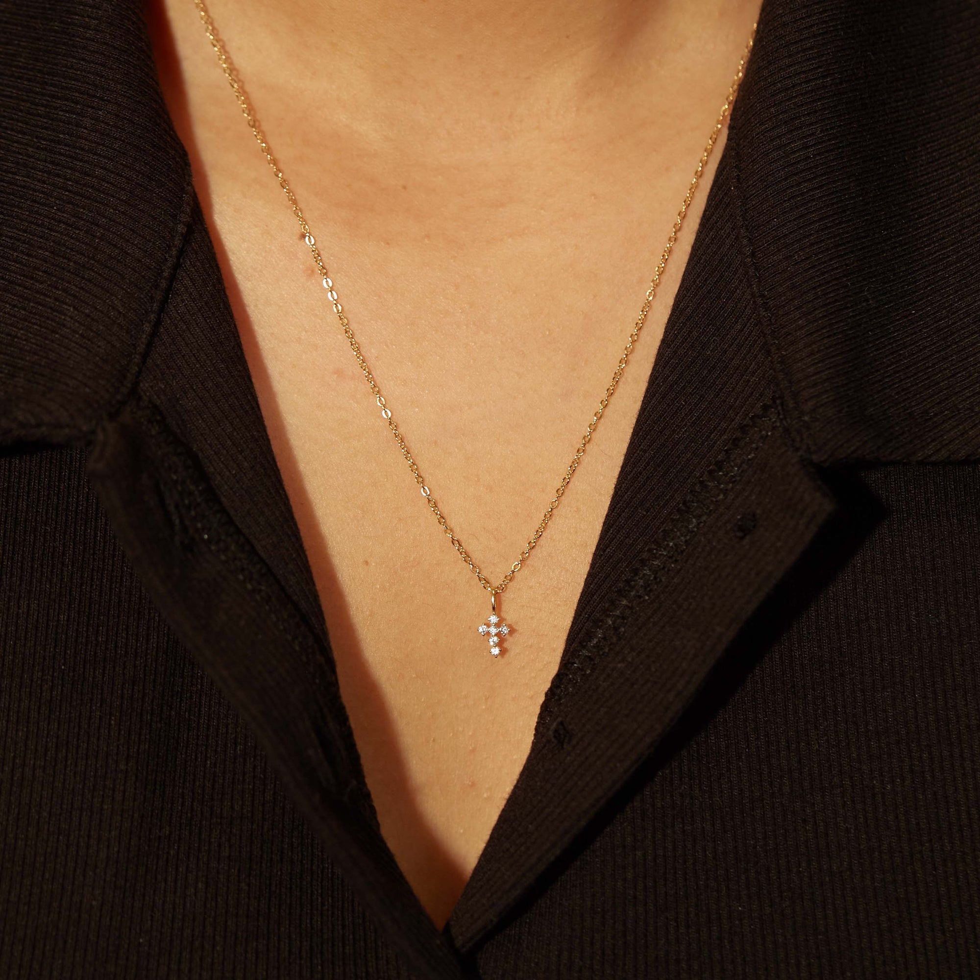 THE TINY PAVE' CROSS NECKLACE - The M Jewelers