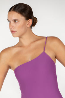 Toulon One Piece | Royal