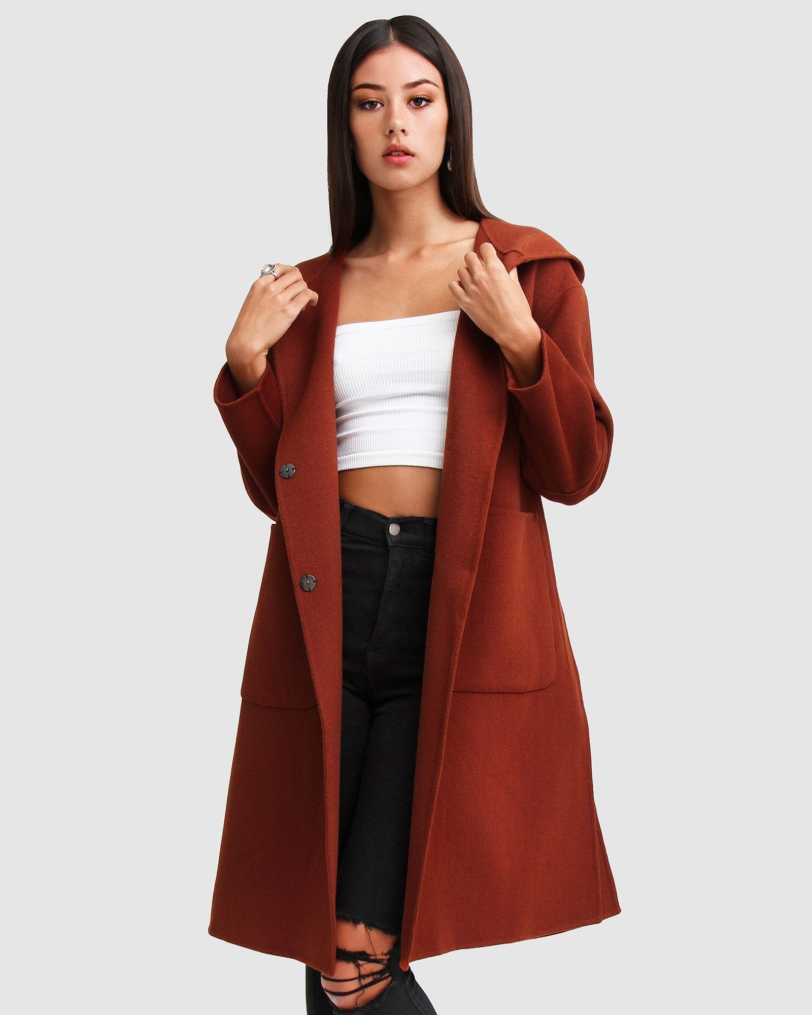 walk-this-way-oversized-wool-coat-detail_3c743bf5-f035-4d38-9adb-00f1124ce5ec.jpg