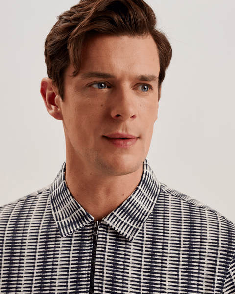 Men | Capuzzo Long Sleeve Textured Open Neck | Navy