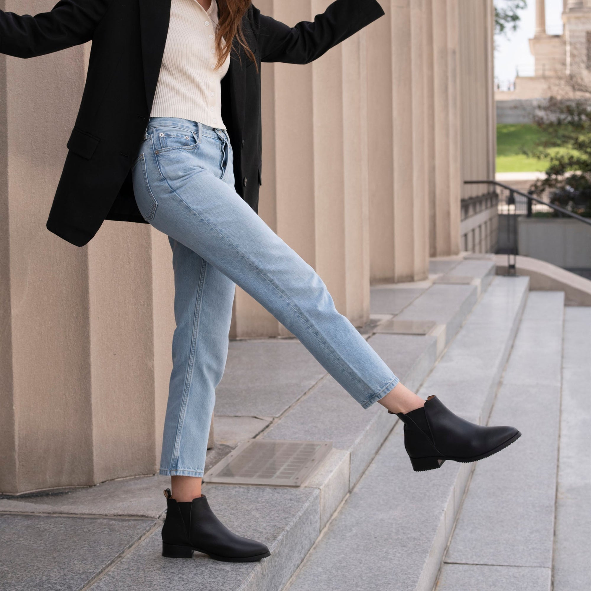 Womens | Eva Everyday Chelsea Boot | Black/Black