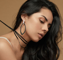 Suede Wrap Choker | Gold